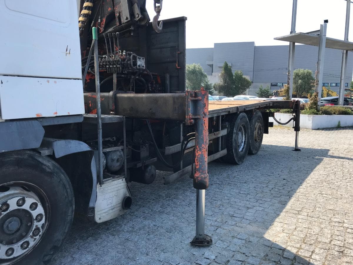 Man 26.463 com Grua · Ano 1996 — imagem 21
