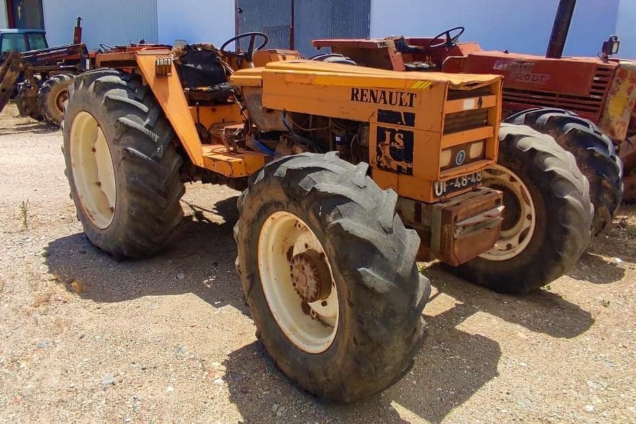 Trator Renault DS — imagem 1