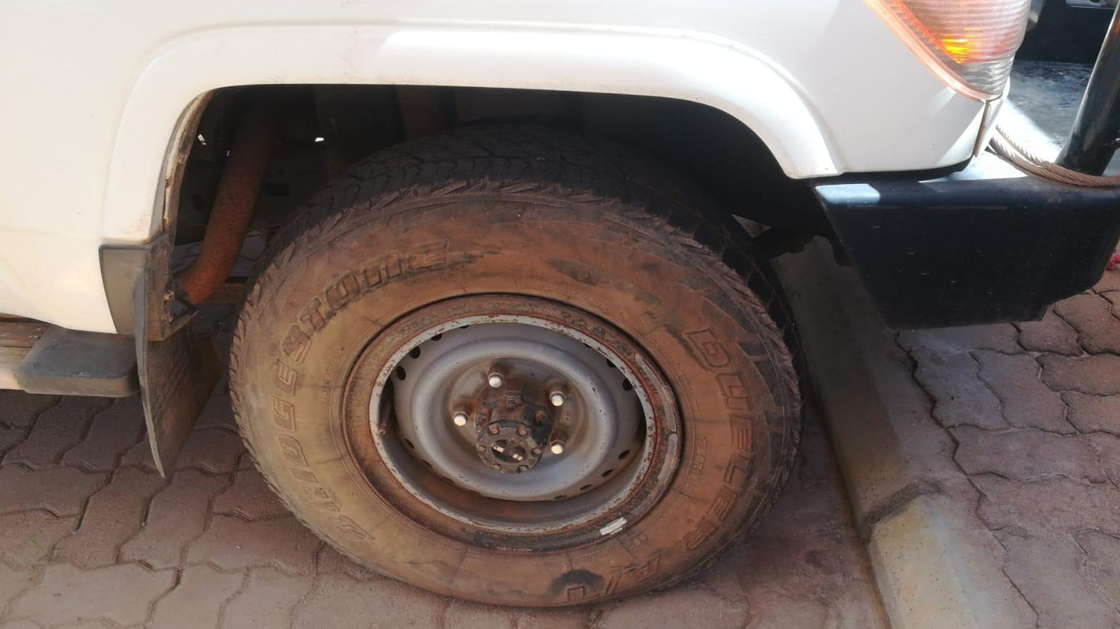Toyota Landcruiser · — imagem 7
