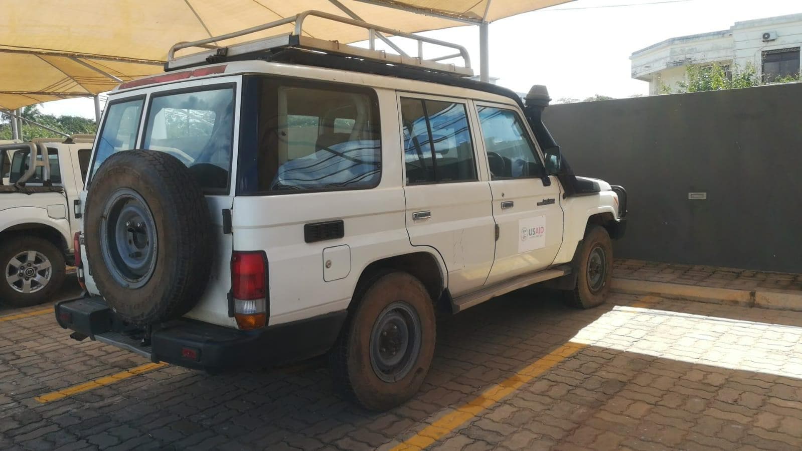 Toyota Landcruiser · — imagem 2