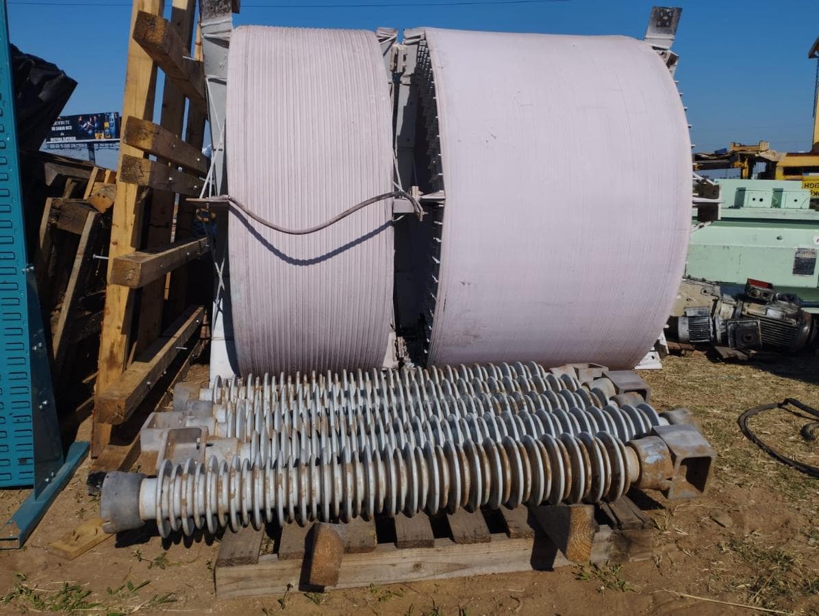 Equipamientos · — imagen 2