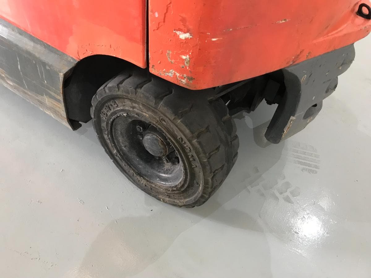 Empilhador Toyota 25 · Elétrico — imagem 10