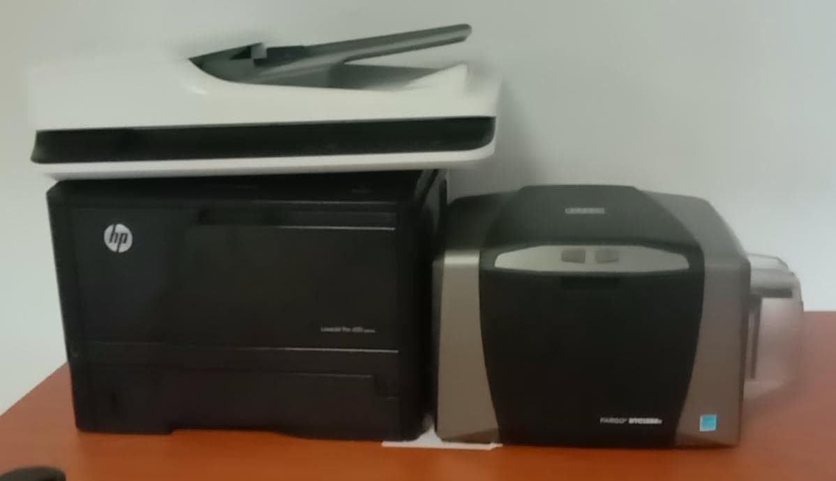 Material Informático ·