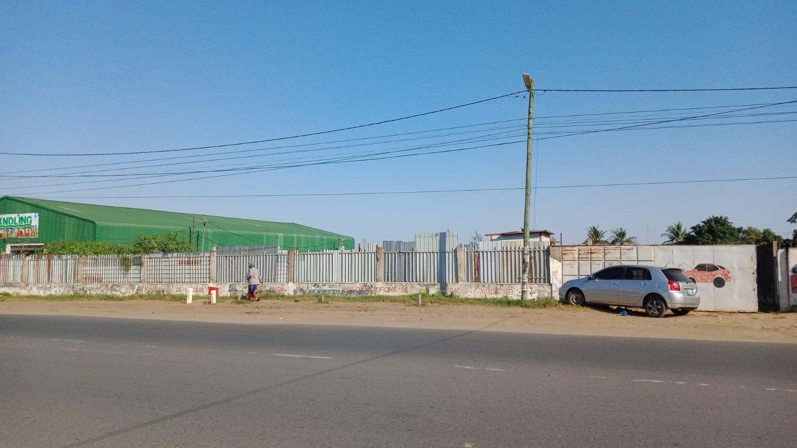 Infraestruturas em terreno com 7500m² · — imagem 14