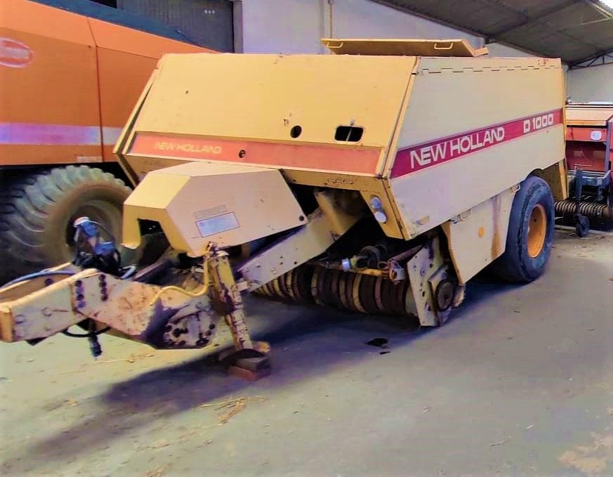Enfardadeira New Holland D1000 — imagem 1
