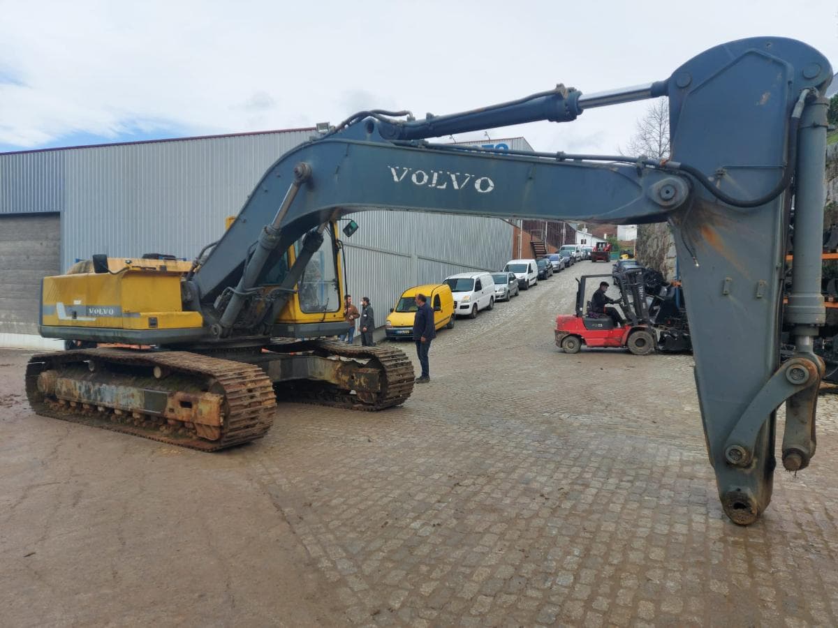 Escavadora Rastos Volvo EC 340 — imagen 1
