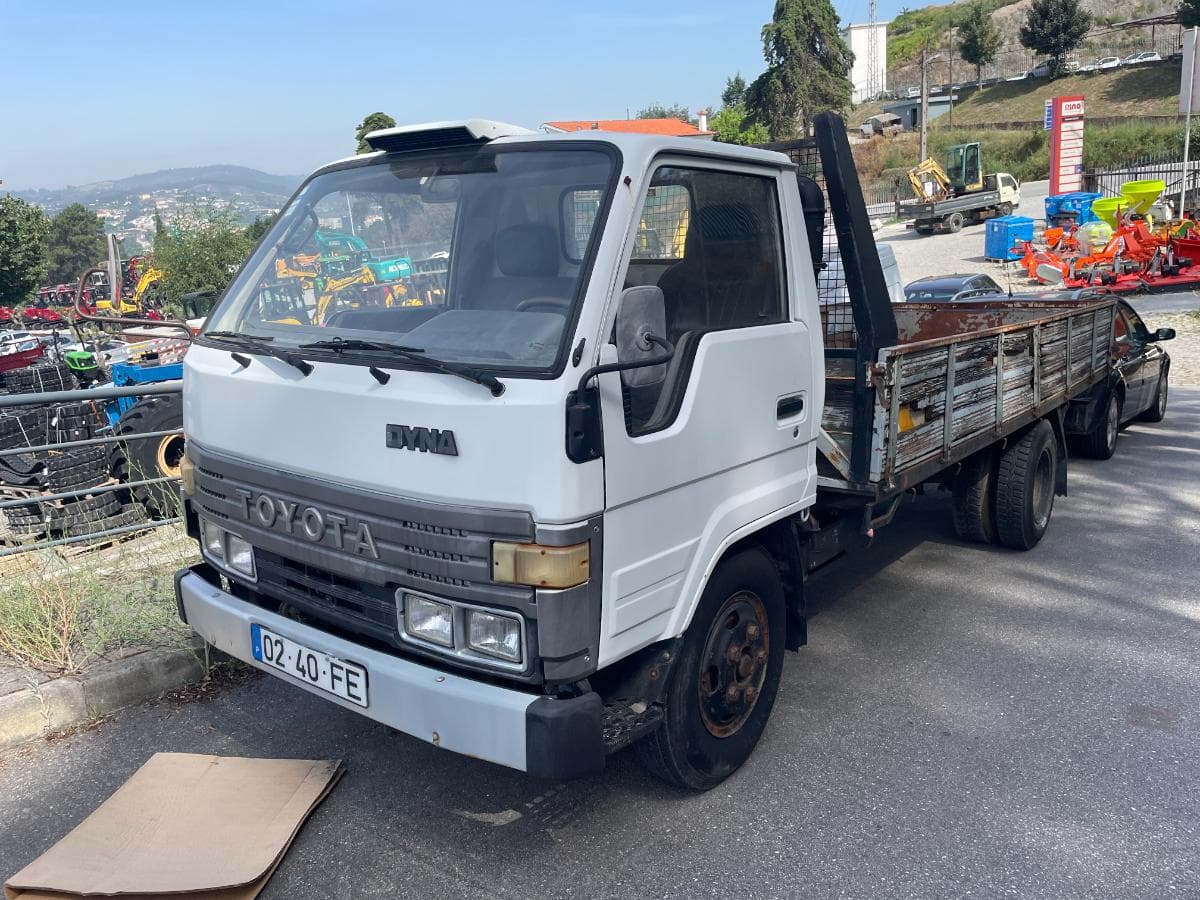Toyota Dyna 250 · Ano 1995 — imagen 1