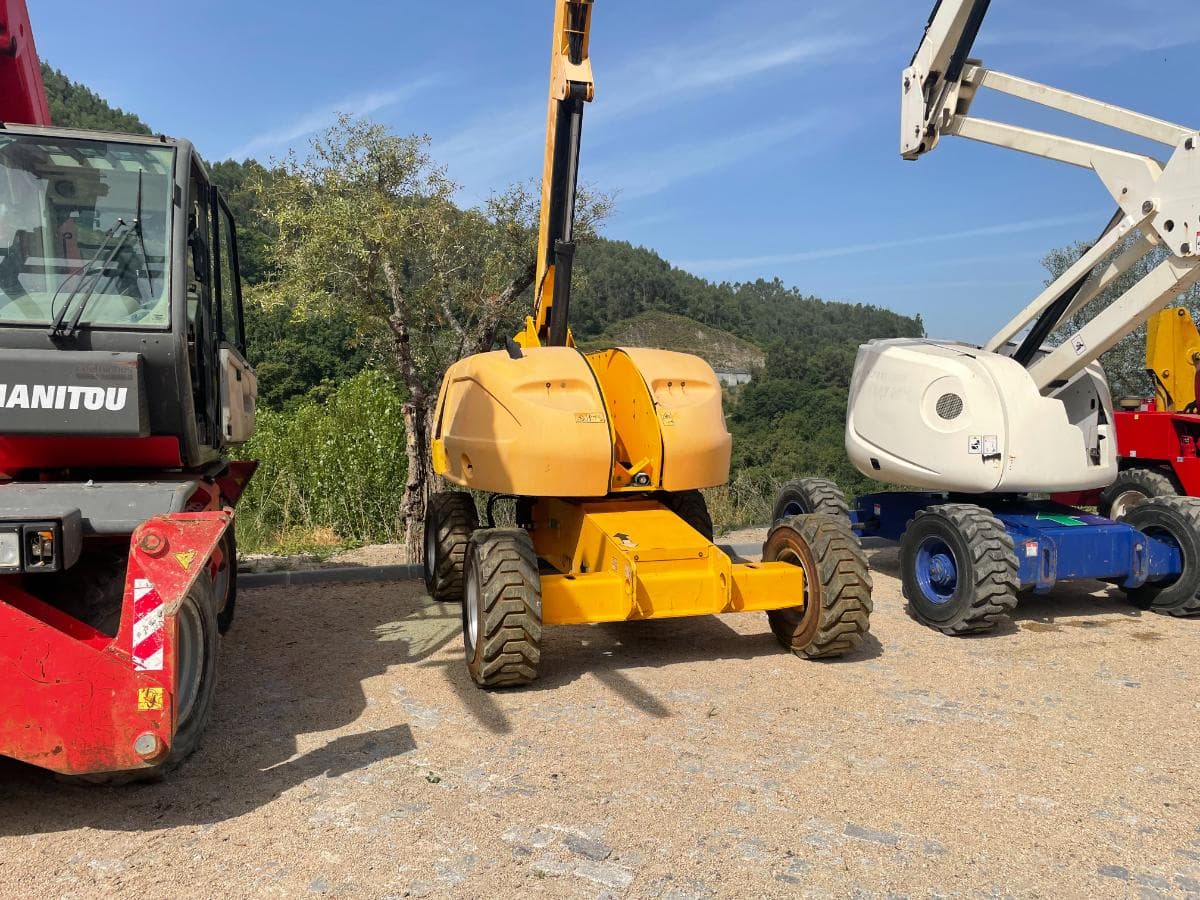 Plataforma Elevatória JLG 460 SJ — imagem 1