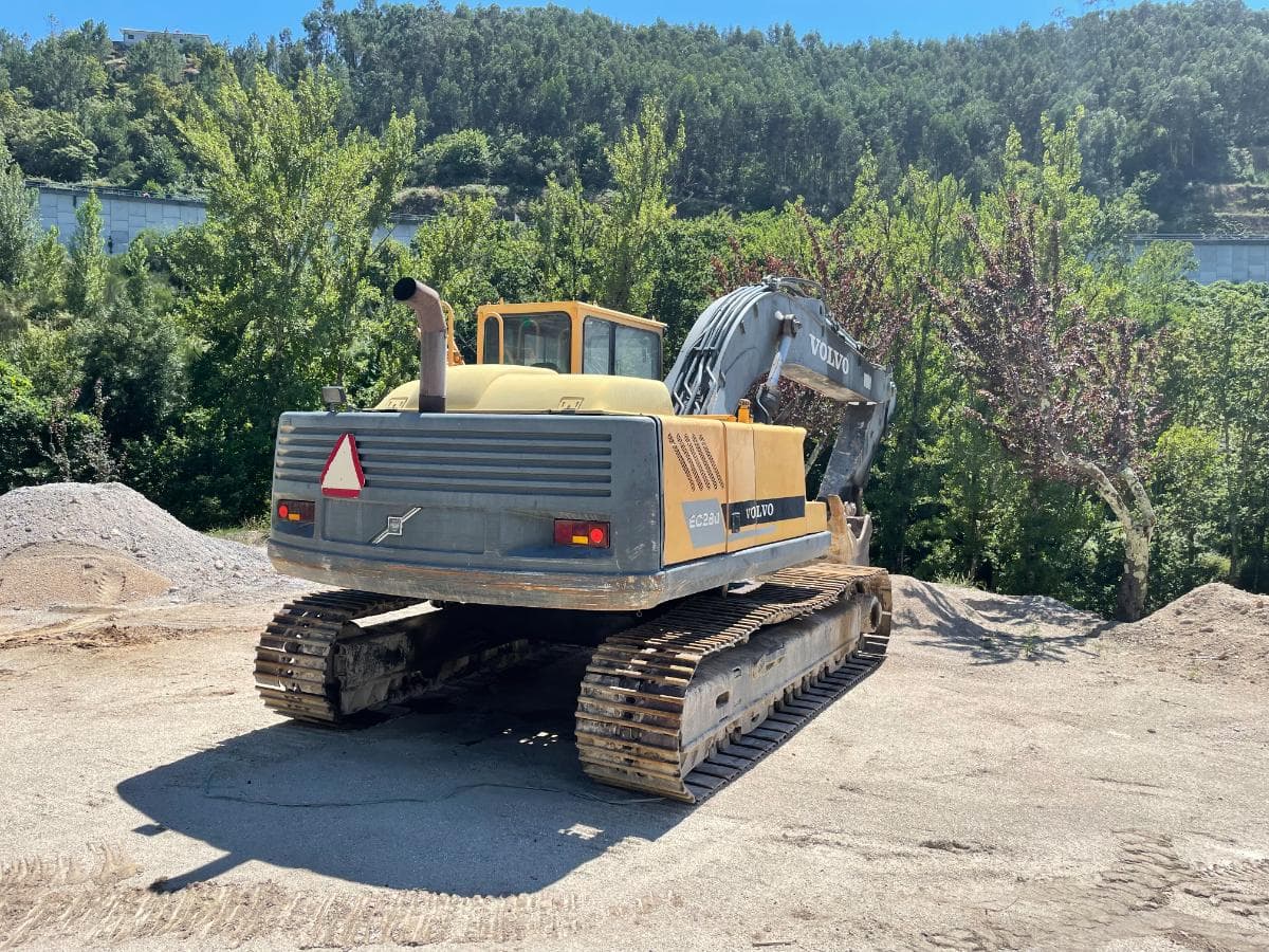 Escavadora Rastos Volvo EC 280 — imagem 5