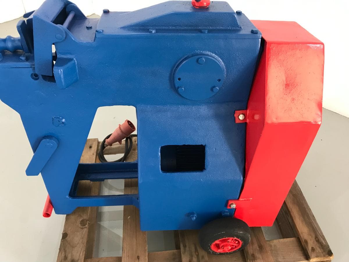 Máquina Cortar Ferro Alba — imagem 4