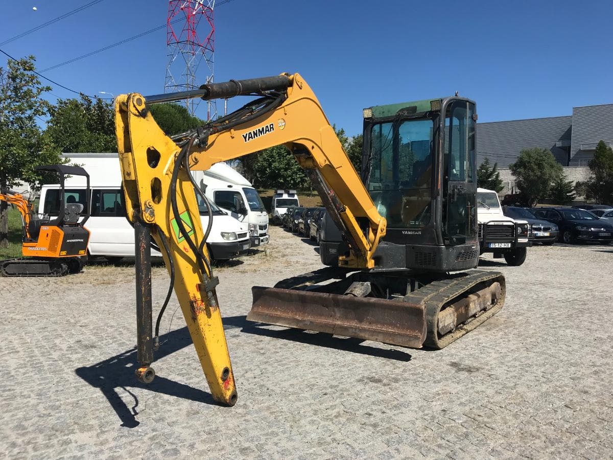 Giratória Yanmar Vio 55 · Ano 2005 — imagem 2