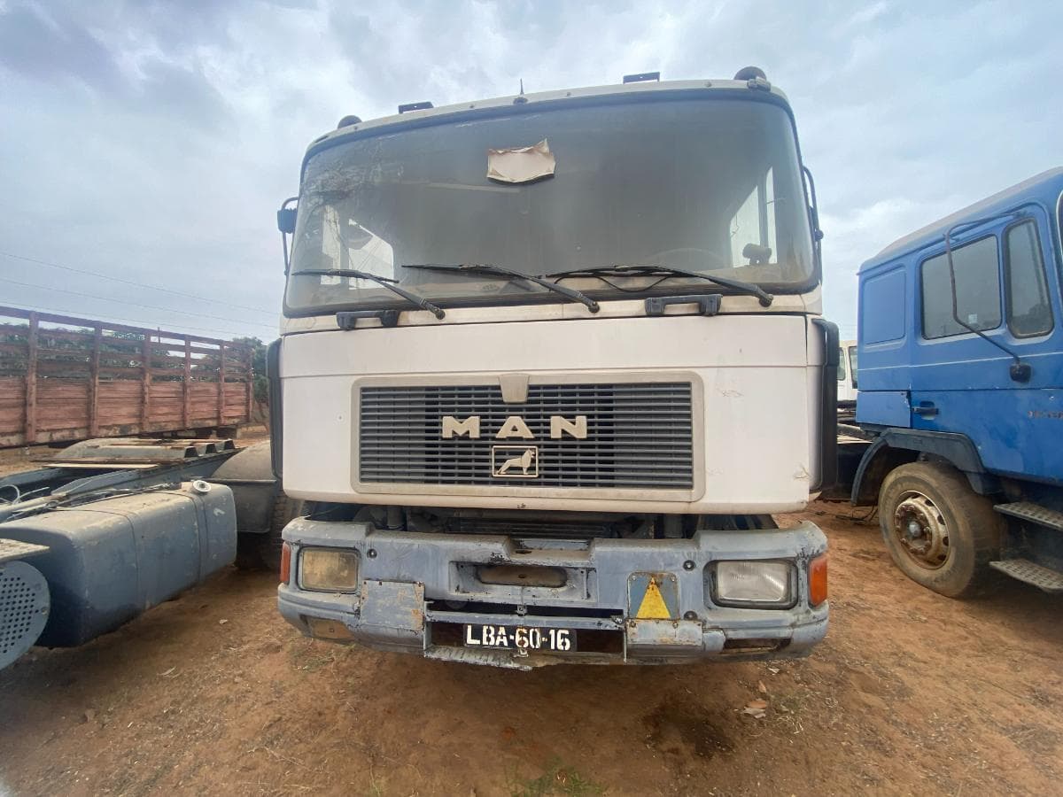 Camião Trator MAN 633DFS 6x4 — imagen 11
