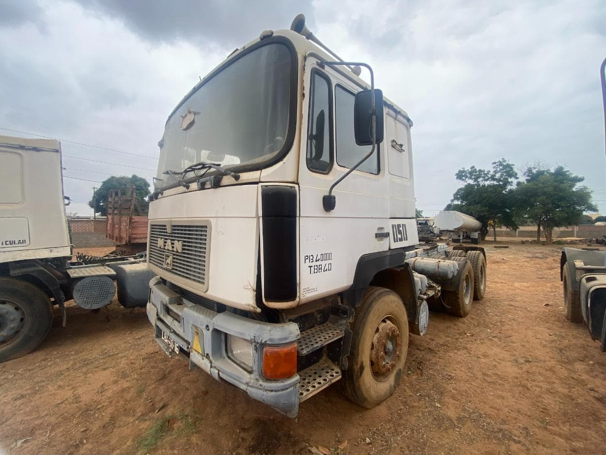 Camião Trator MAN 633DFS 6x4 — imagen 4