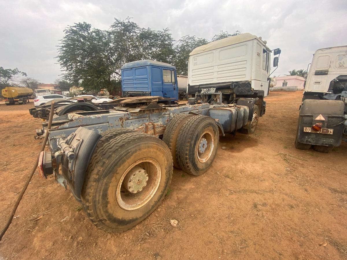 Camião Trator MAN 633DFS 6x4 — imagen 3