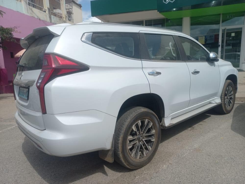 Mitsubishi Pajero Sport Exceed · — imagen 8