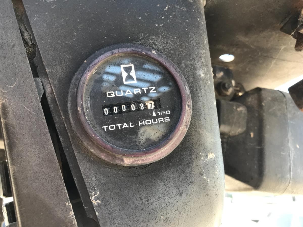 Mini Pá Carregadora CAT 216 — imagem 11