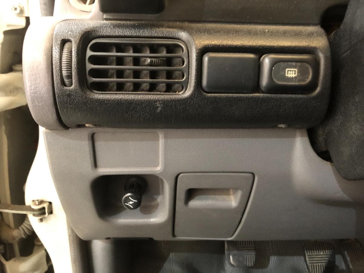 Nissan Vanette · Ano 1997 — image 24