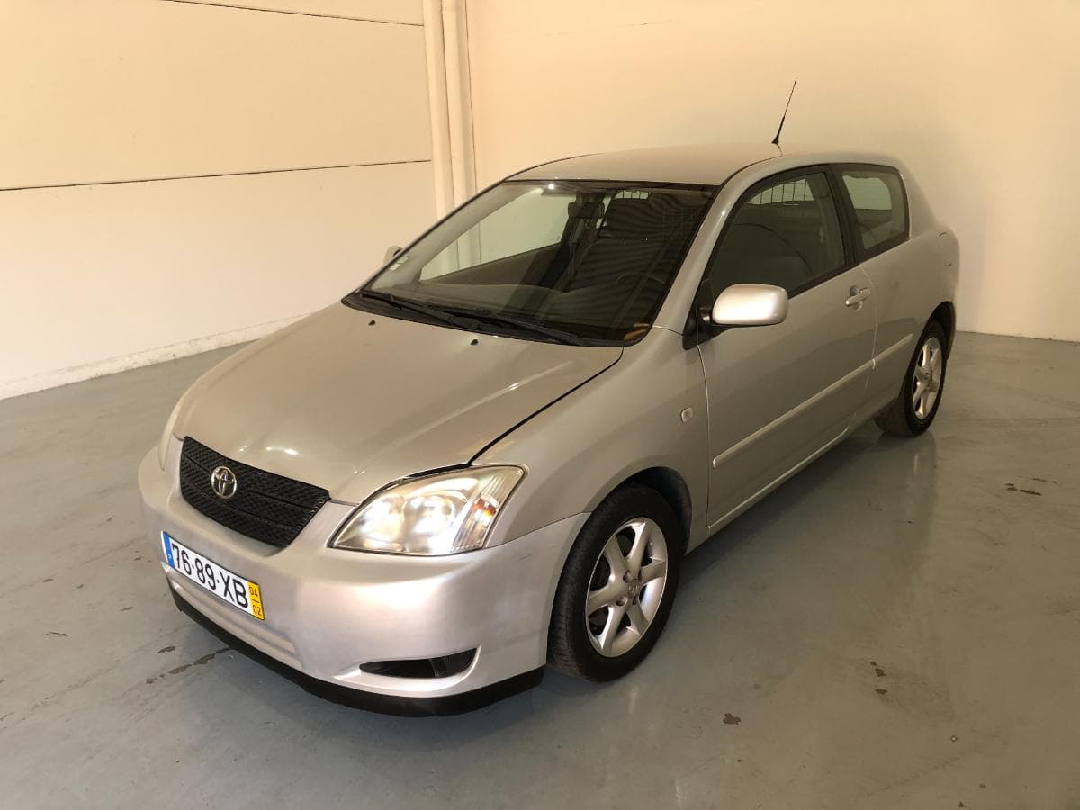 Toyota Corolla D4D · Ano 2004