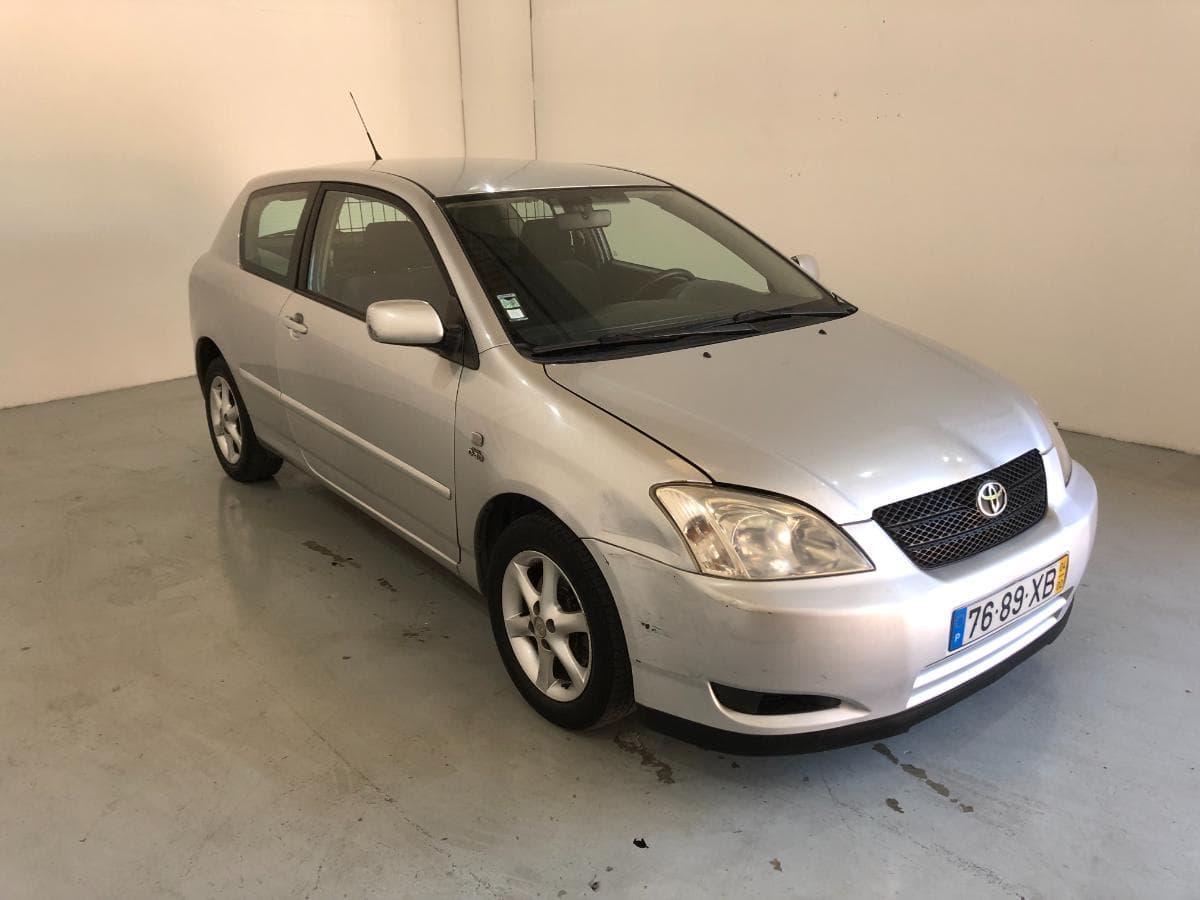 Toyota Corolla D4D · Ano 2004 — imagem 3