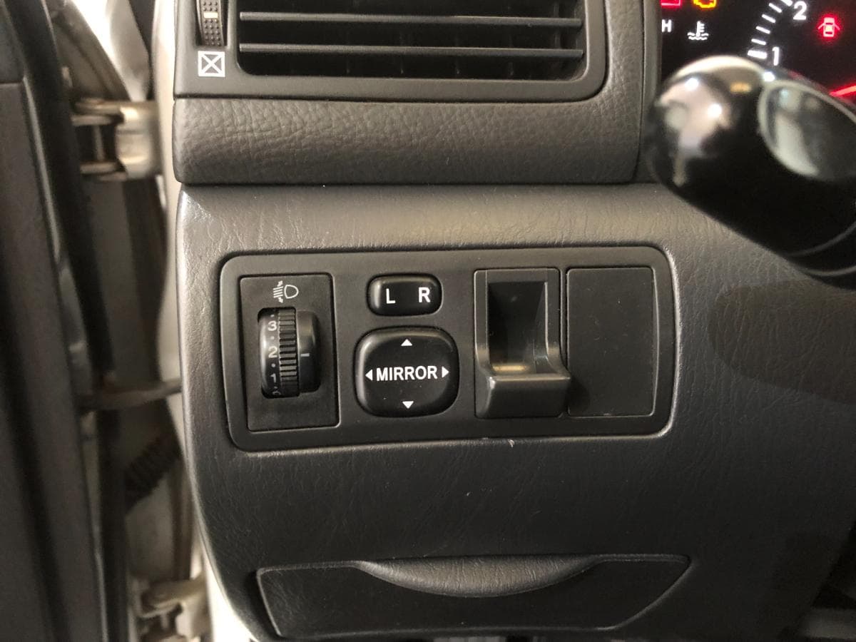 Toyota Corolla D4D · Ano 2004 — imagem 21