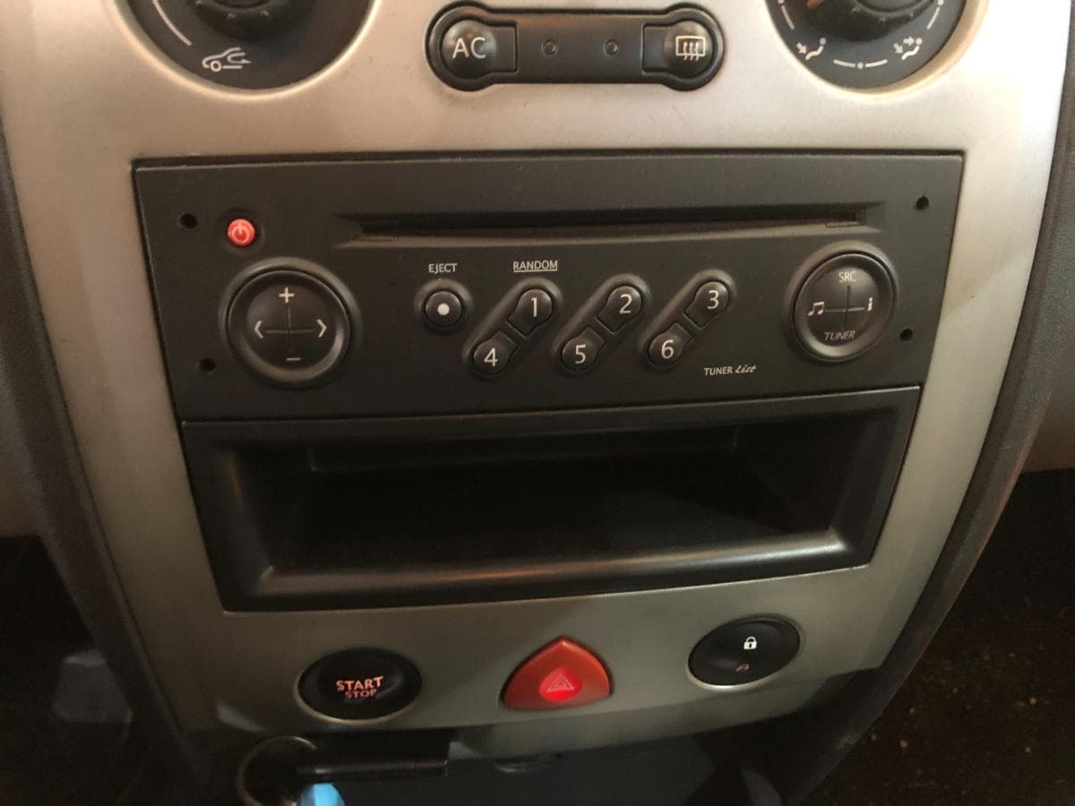 Renault Mégane 1.5DCI · Ano 2004 — imagem 22