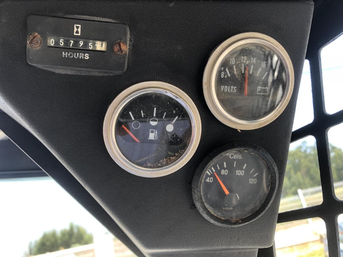Mini Pá Carregadora Bobcat 743 — imagem 11
