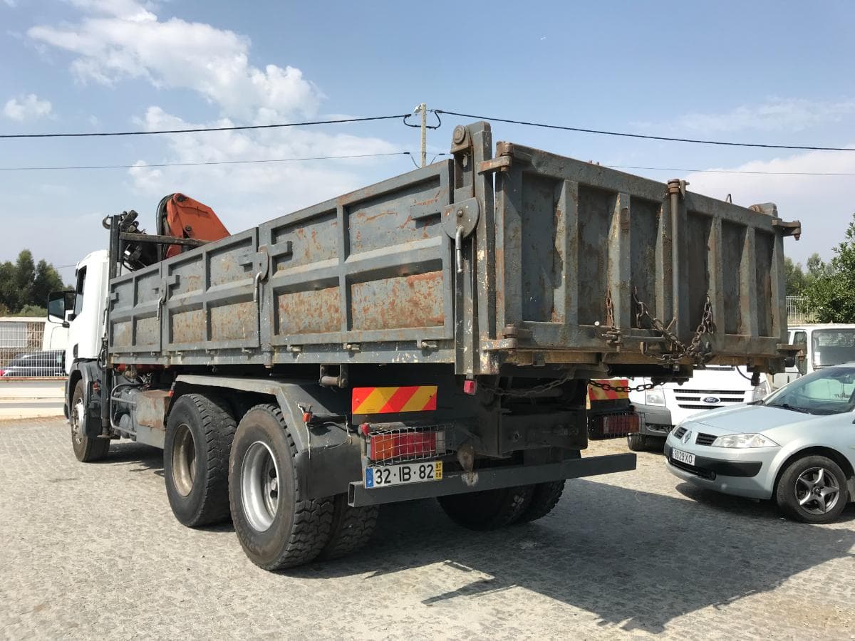 Scania Basculante com Grua Palfinger PK 15500 · Ano 1997 — imagen 4