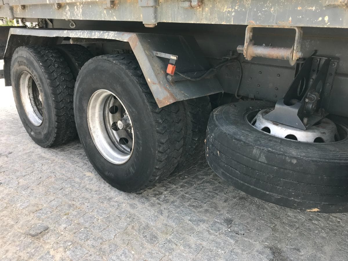 Scania Basculante com Grua Palfinger PK 15500 · Ano 1997 — imagen 21