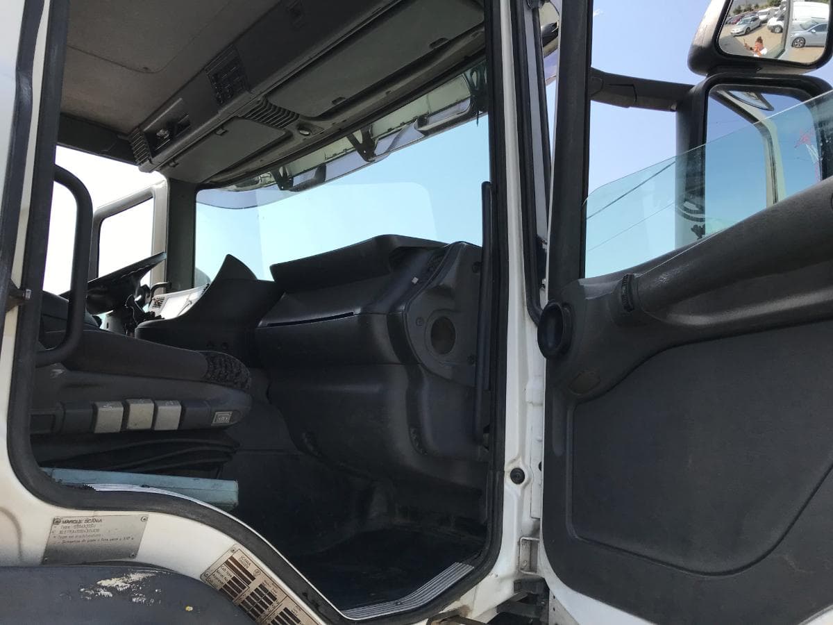 Scania Basculante com Grua Palfinger PK 15500 · Ano 1997 — imagen 22
