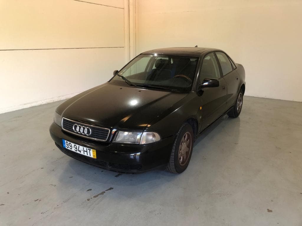Audi A4 1.9 TDI · Ano 1997