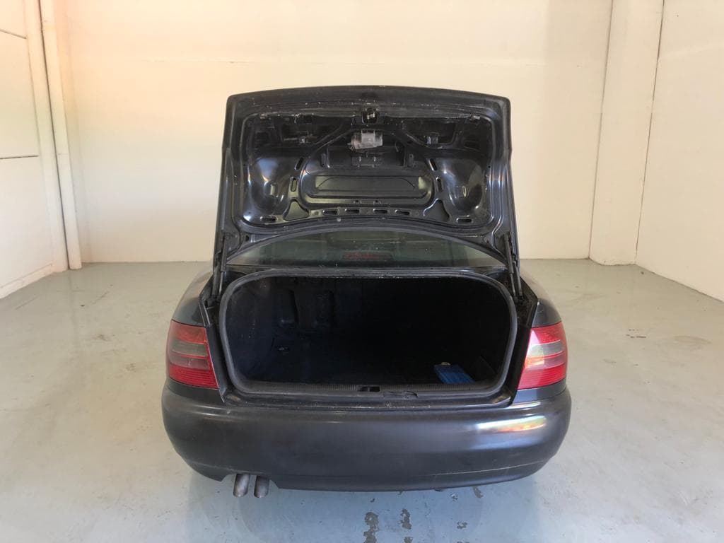 Audi A4 1.9 TDI · Ano 1997 — imagen 7