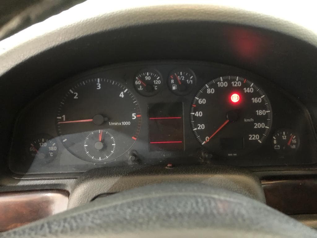 Audi A4 1.9 TDI · Ano 1997 — imagen 21