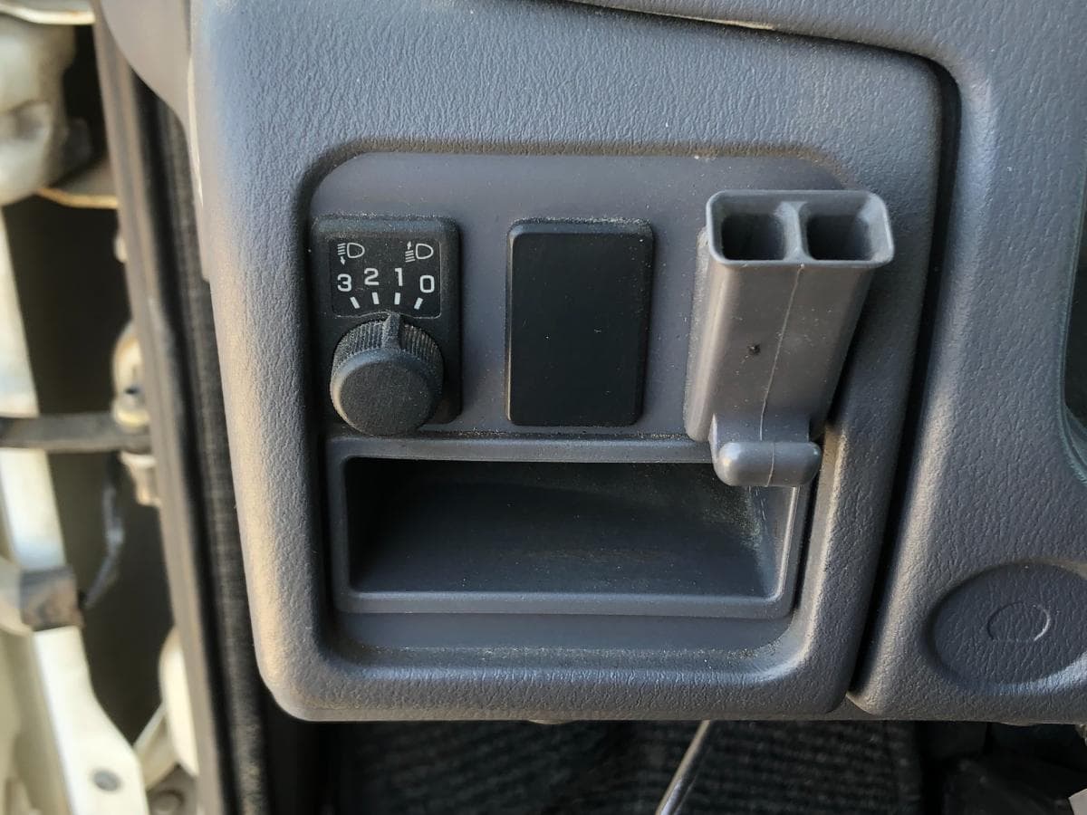 Nissan Cabstar · Cabine Dupla · Ano 2005 — imagem 11