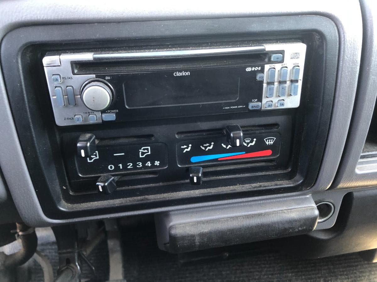 Nissan Cabstar · Cabine Dupla · Ano 2005 — imagem 17