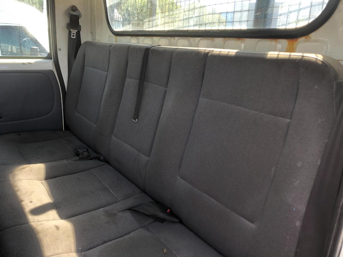 Nissan Cabstar · Cabine Dupla · Ano 2005 — imagem 25