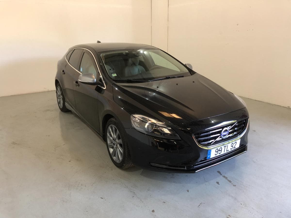 Volvo V40 · Ano 2013 — imagem 1