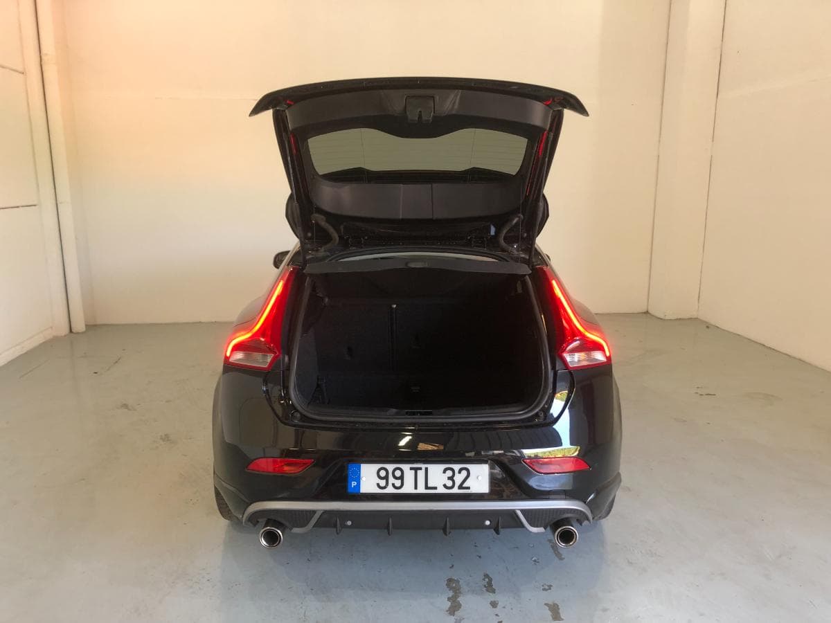Volvo V40 · Ano 2013 — imagem 7