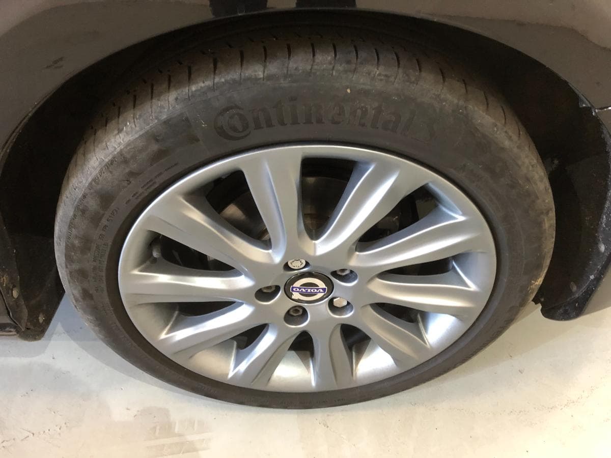 Volvo V40 · Ano 2013 — imagem 11