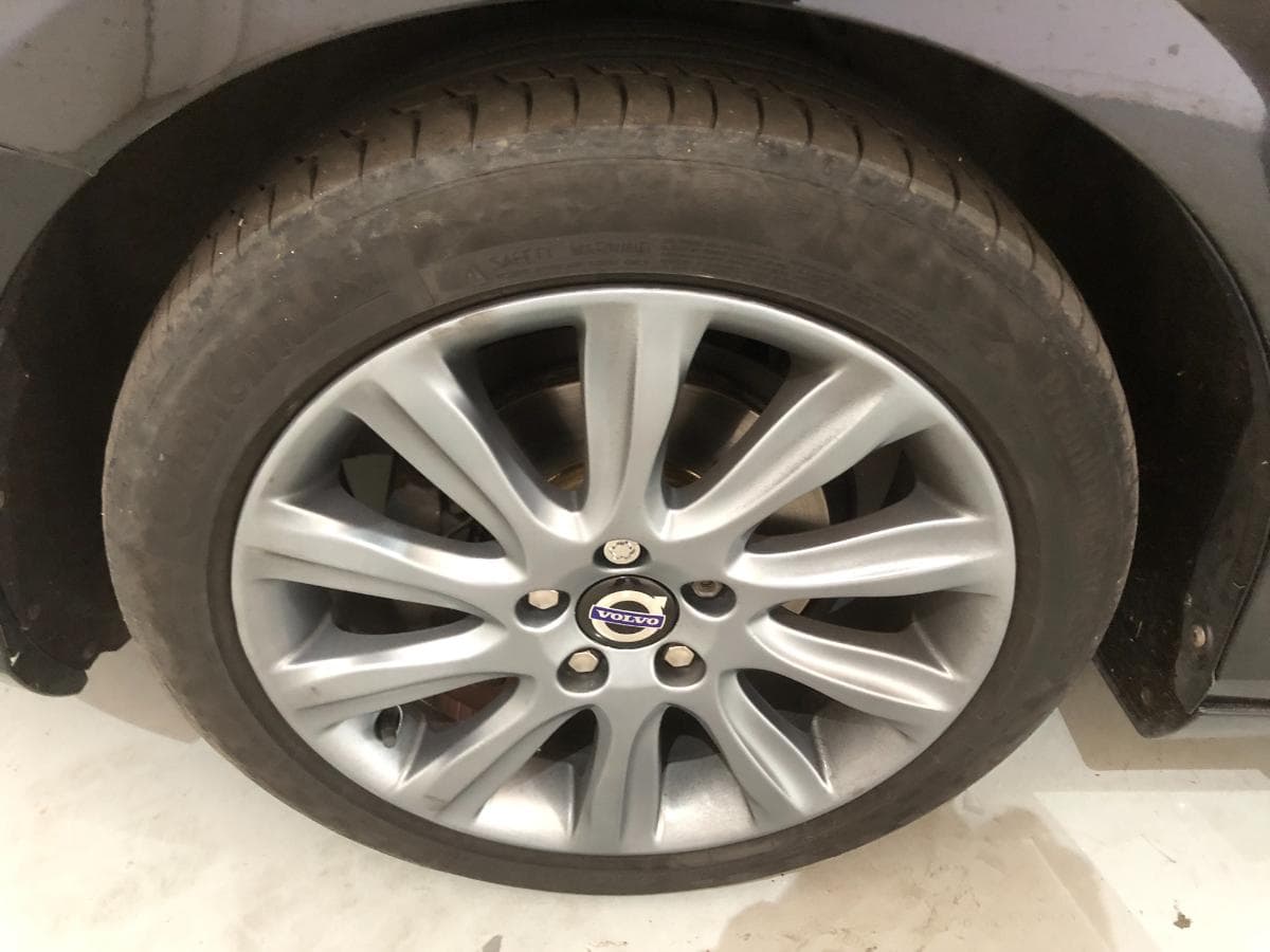 Volvo V40 · Ano 2013 — imagem 12