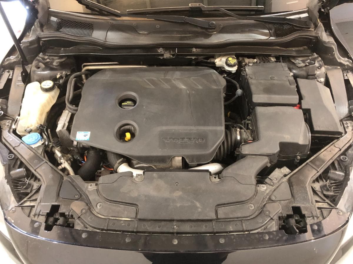 Volvo V40 · Ano 2013 — imagem 15
