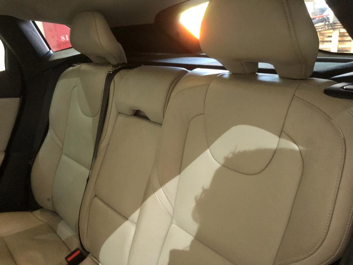 Volvo V40 · Ano 2013 — imagem 19