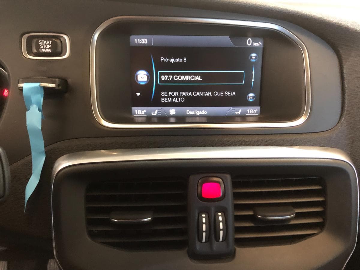 Volvo V40 · Ano 2013 — imagem 26