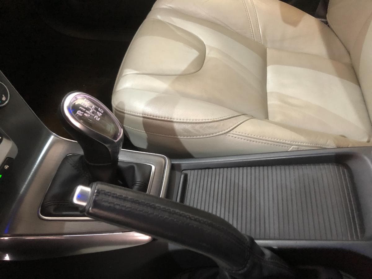 Volvo V40 · Ano 2013 — imagem 30