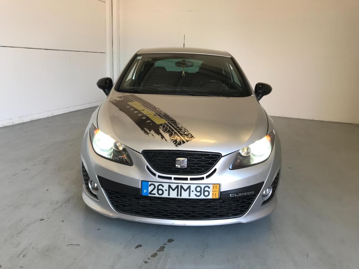 Seat Ibiza Cupra 1.4 TSI · Ano 2011 — imagen 2