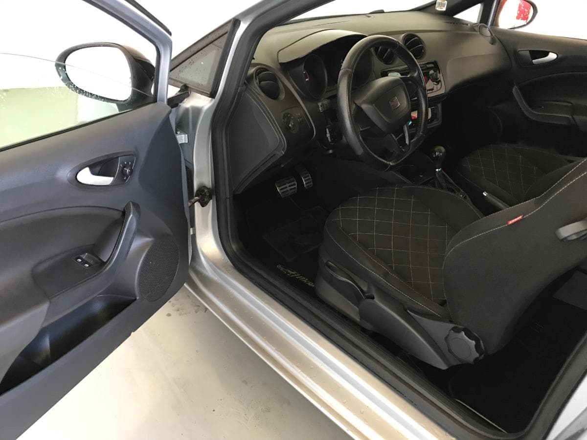 Seat Ibiza Cupra 1.4 TSI · Ano 2011 — imagen 27