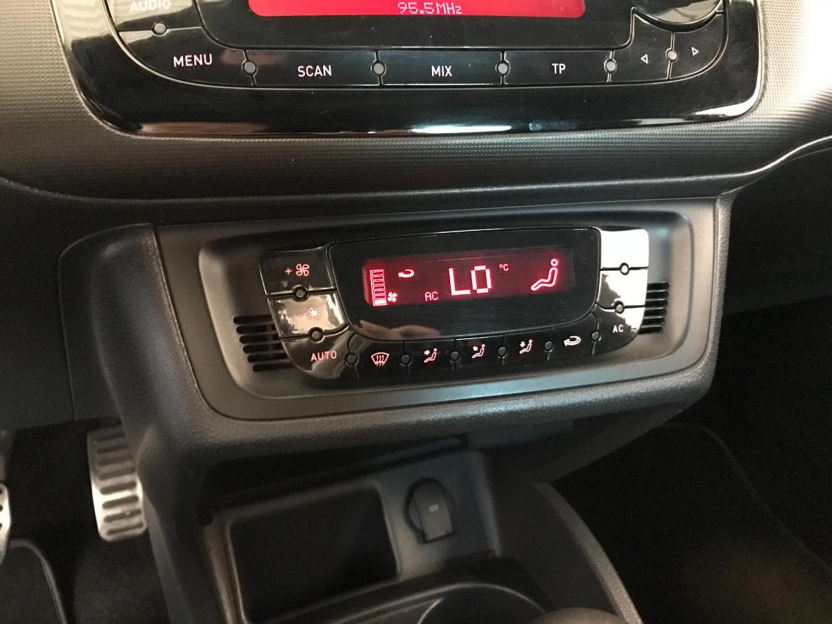 Seat Ibiza Cupra 1.4 TSI · Ano 2011 — imagen 34