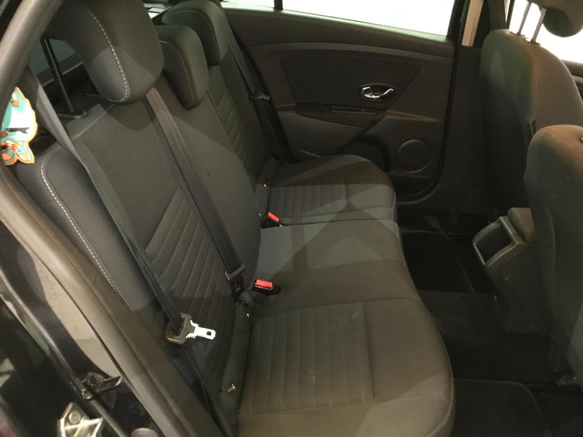 Renault Mégane 1.5DCI · Ano 2015 — imagen 26
