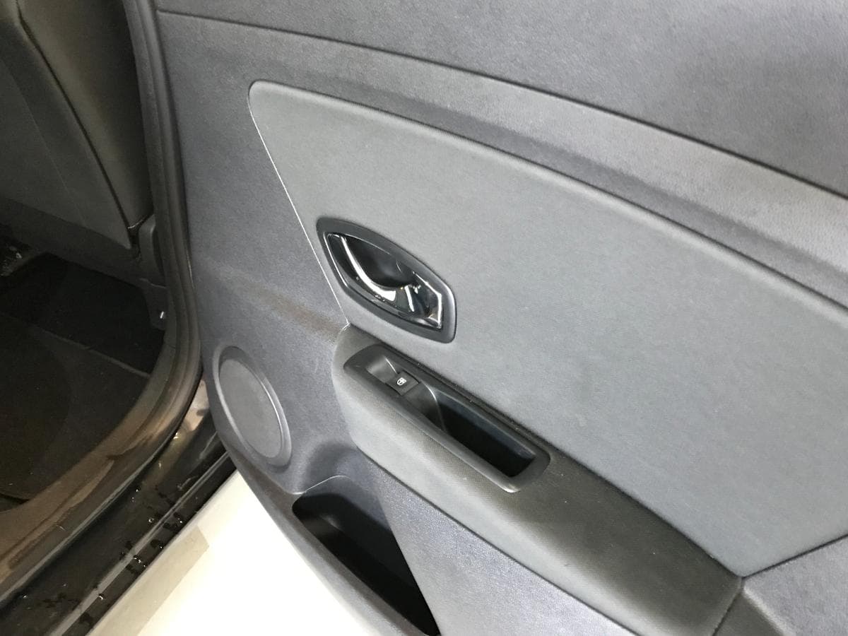 Renault Mégane 1.5DCI · Ano 2015 — imagen 35
