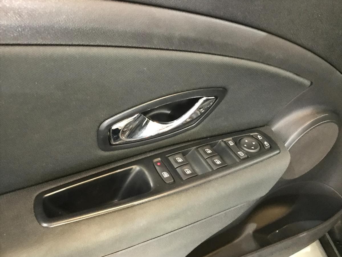 Renault Mégane 1.5DCI · Ano 2015 — imagen 34