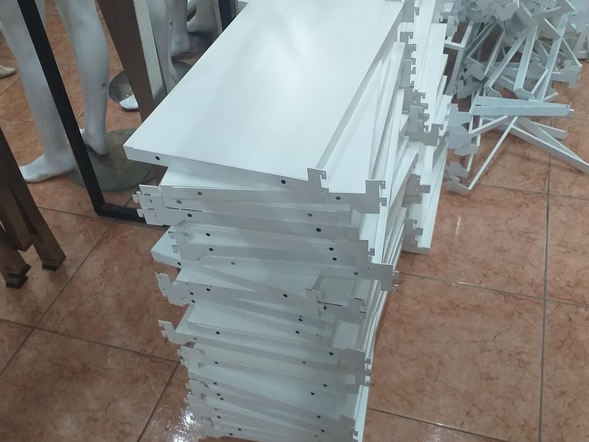 Mobiliário Expositor · Material Informático — imagem 8